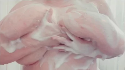 重庆原创-这对奶洗泡泡浴怎么样