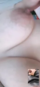 30米两个骚逼一台戏调教两个骚逼自慰