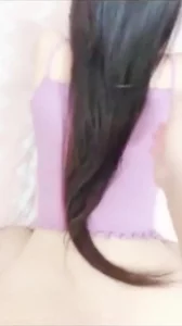 后入的时候给闺蜜打电话忍住不叫